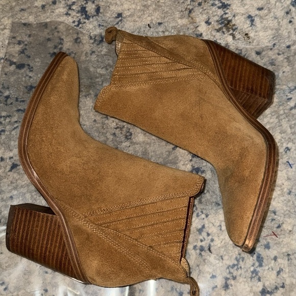 Marc Fisher Gadri suede pointed toe slip on booties Sz 7 M - Picture 8 of 16